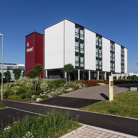 Iq-Hotel Улм Екстериор снимка